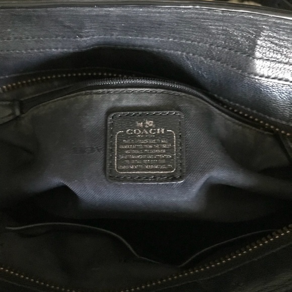 Coach Black Swagger Handbag - Picture 6 of 7